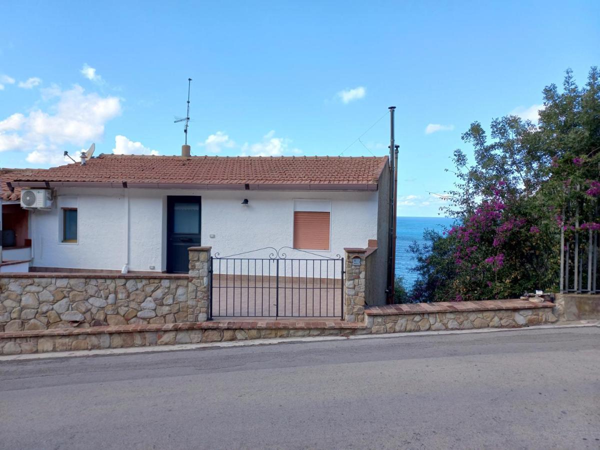 הוילה סנט'אמברוג'יו Sea Sound House מראה חיצוני תמונה
